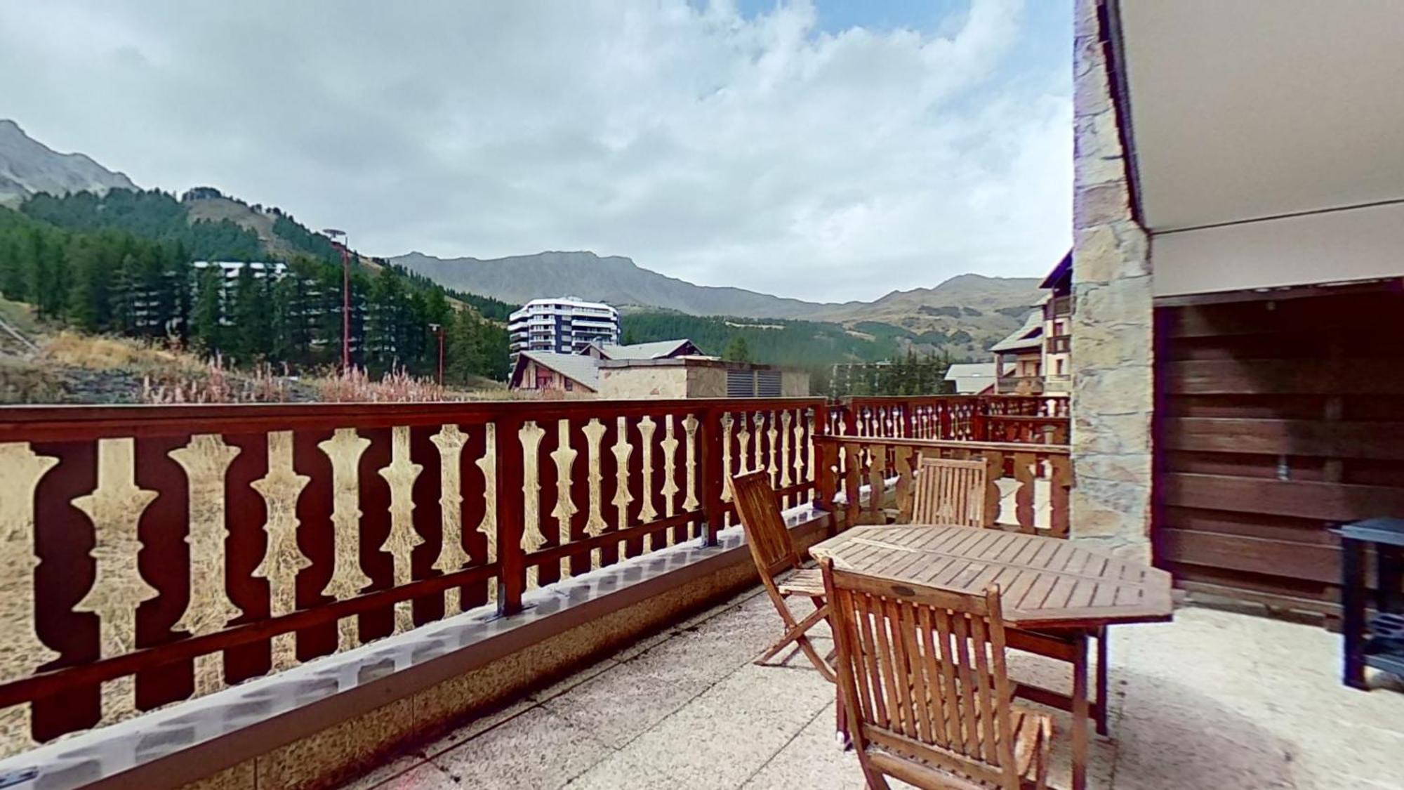 Casa-Amelie Terrace With View And Parking Apartment Vars  Ngoại thất bức ảnh