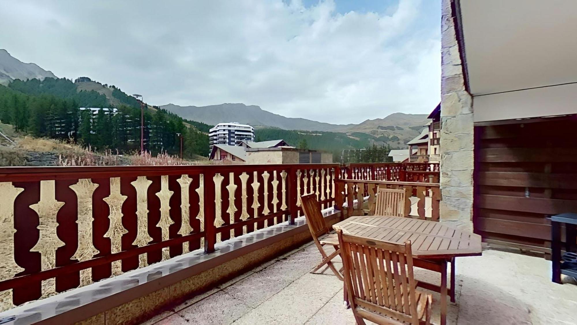 Casa-Amelie Terrace With View And Parking Apartment Vars  Ngoại thất bức ảnh